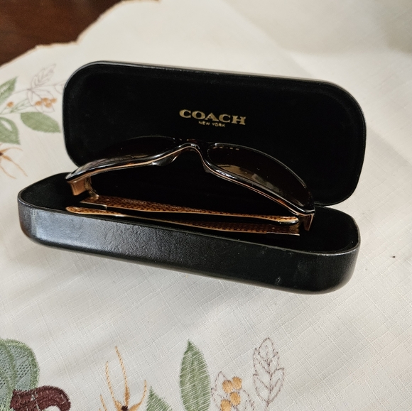Beautiful Coach Sunglasses 👓 amber glasses - Picture 13 of 15